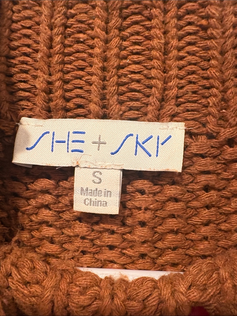 She + Sky Chunky Turtleneck Sweater - Rust ptp 22 length 21.5 waist 17 - Picture 2 of 6